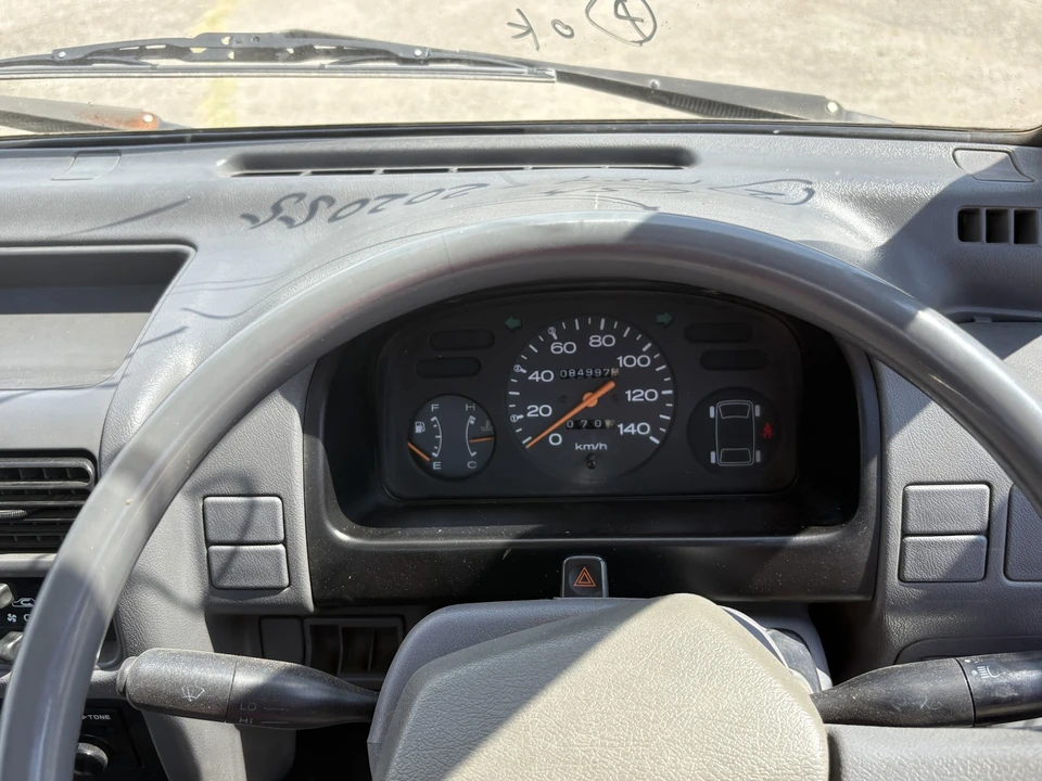 1994 Subaru Sambar 5th Gen - Image 12 of 31