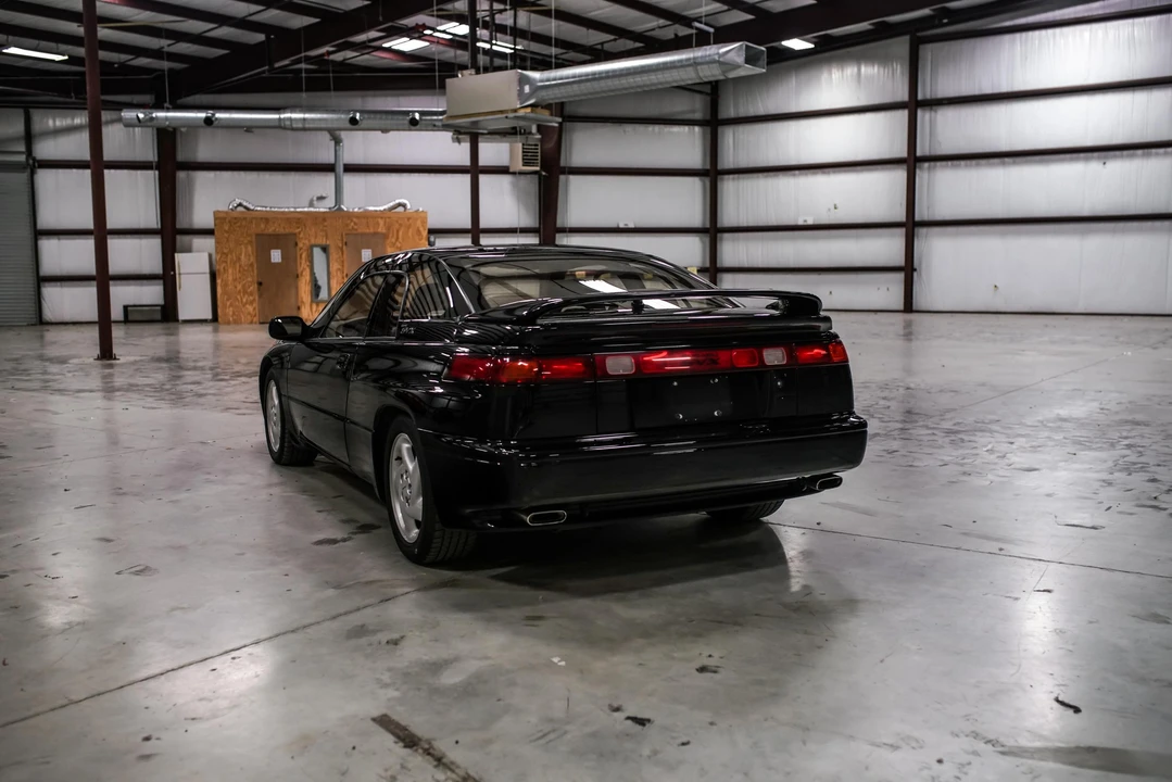 1994 Subaru SVX - Image 17 of 31