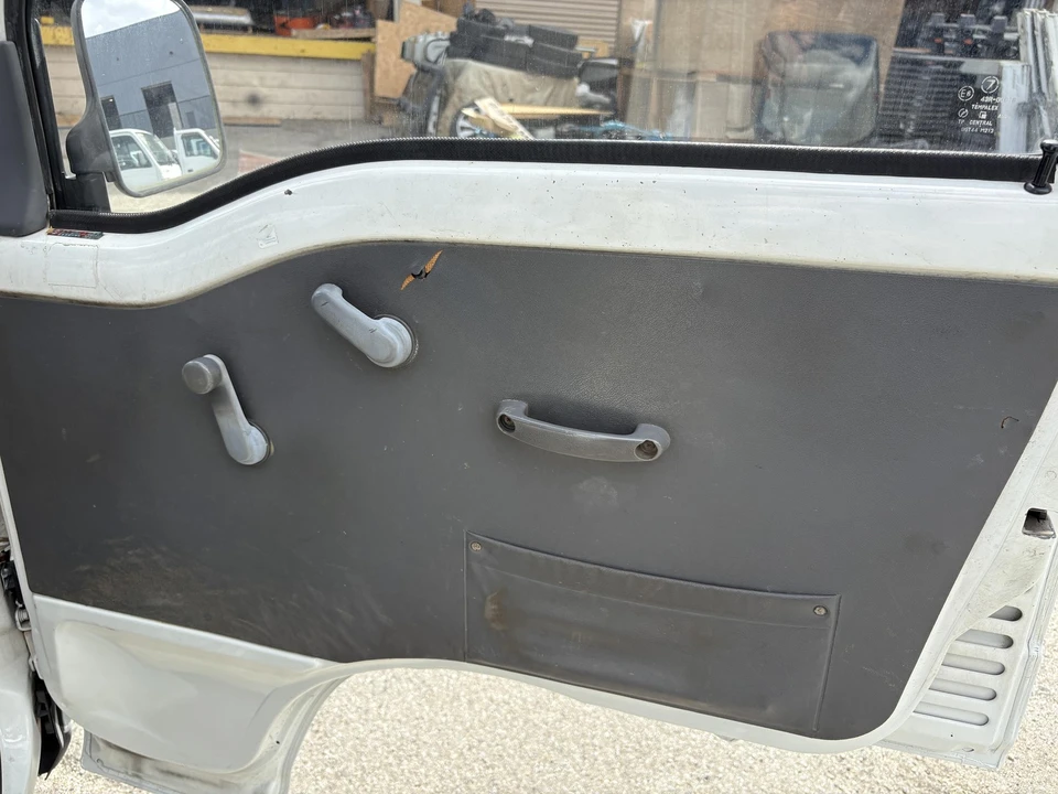 1994 Subaru Sambar 4th Gen - Image 13 of 21