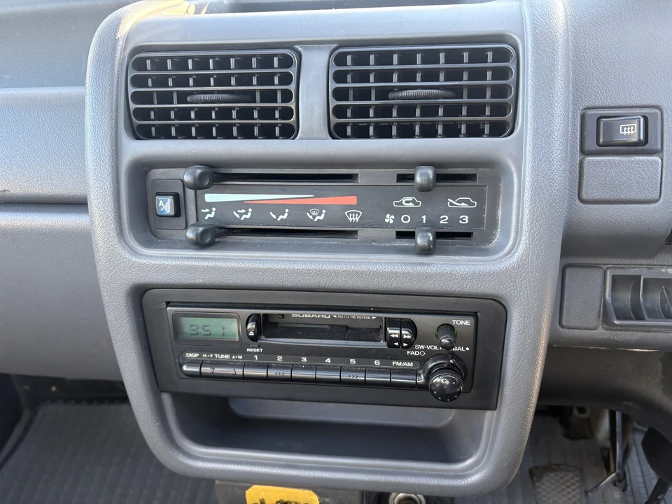 1994 Subaru Sambar 4th Gen - Image 14 of 21