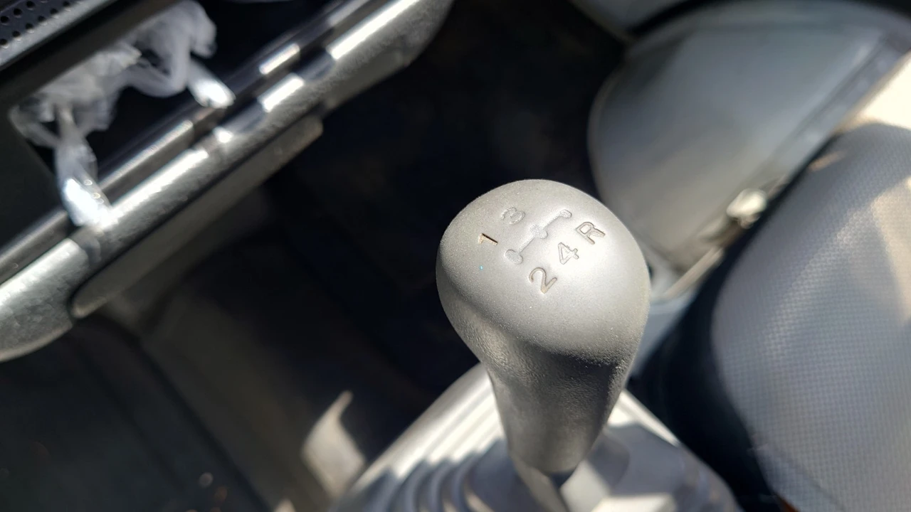 1994 Suzuki Carry & Every 8th Gen - Image 11 of 13