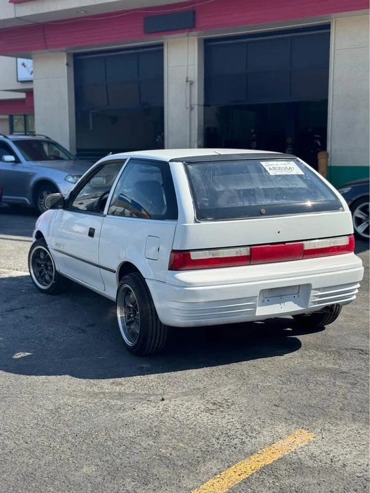 1994 Suzuki - Image 6 of 11