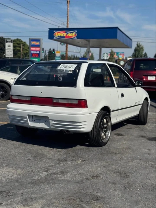 1994 Suzuki - Image 5 of 11