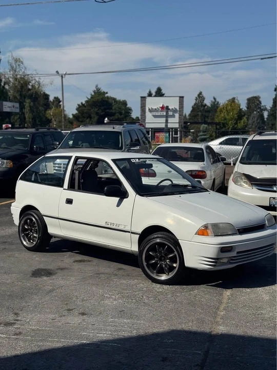 1994 Suzuki - Image 10 of 11
