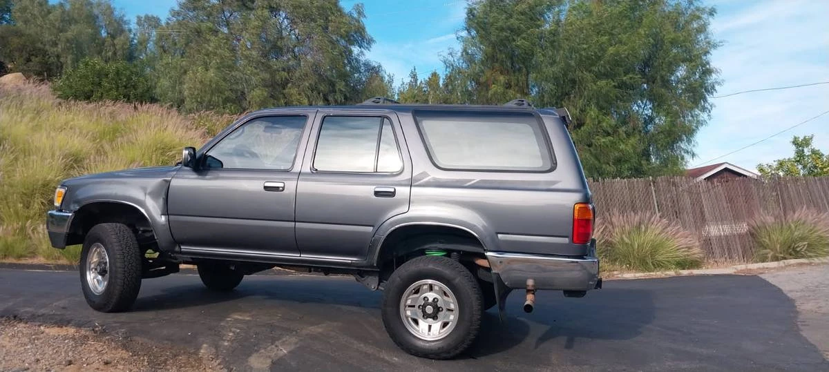 1994 Toyota 4Runner 2nd Gen - Image 3 of 24