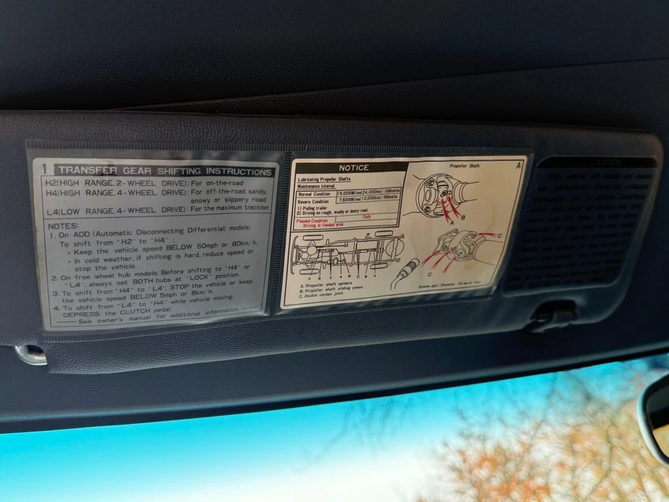1994 Toyota Hilux 5th Gen - Image 13 of 21