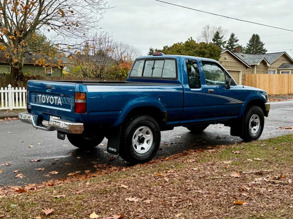 1994 Toyota Hilux 5th Gen - Image 4 of 21