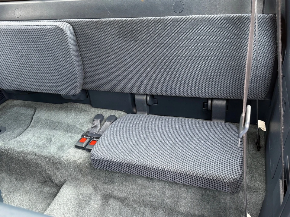 1994 Toyota Hilux 5th Gen - Image 14 of 21
