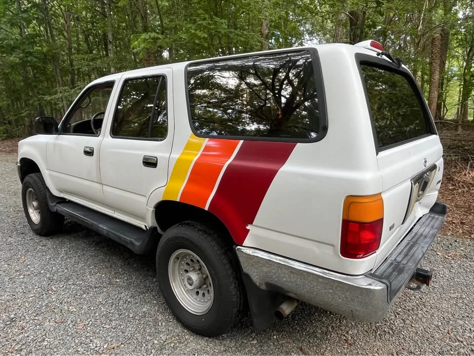 1994 Toyota 4Runner 2nd Gen - Image 10 of 19