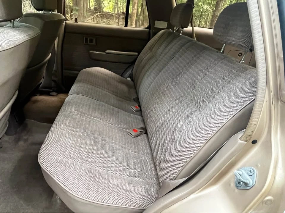 1994 Toyota 4Runner 2nd Gen - Image 11 of 19