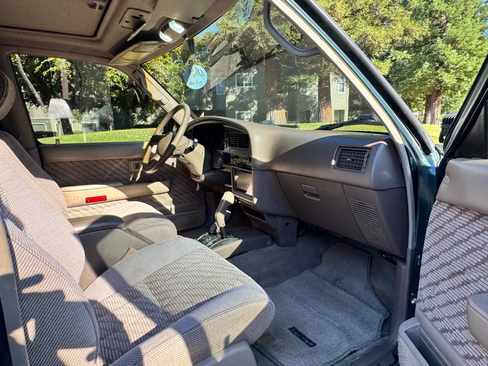 1994 Toyota 4Runner 2nd Gen - Image 16 of 19