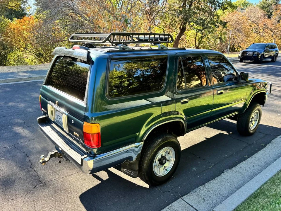 1994 Toyota 4Runner 2nd Gen - Image 3 of 19