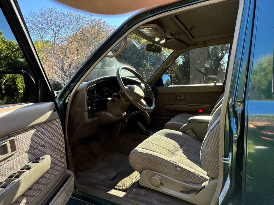 1994 Toyota 4Runner 2nd Gen - Image 13 of 19