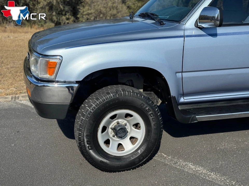 1994 Toyota 4Runner 2nd Gen - Image 9 of 21