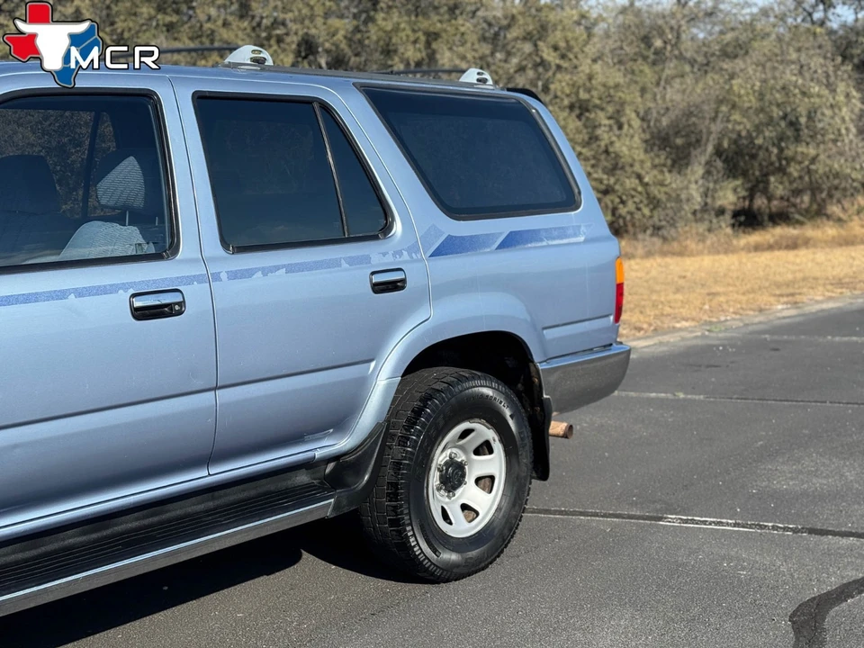 1994 Toyota 4Runner 2nd Gen - Image 11 of 21