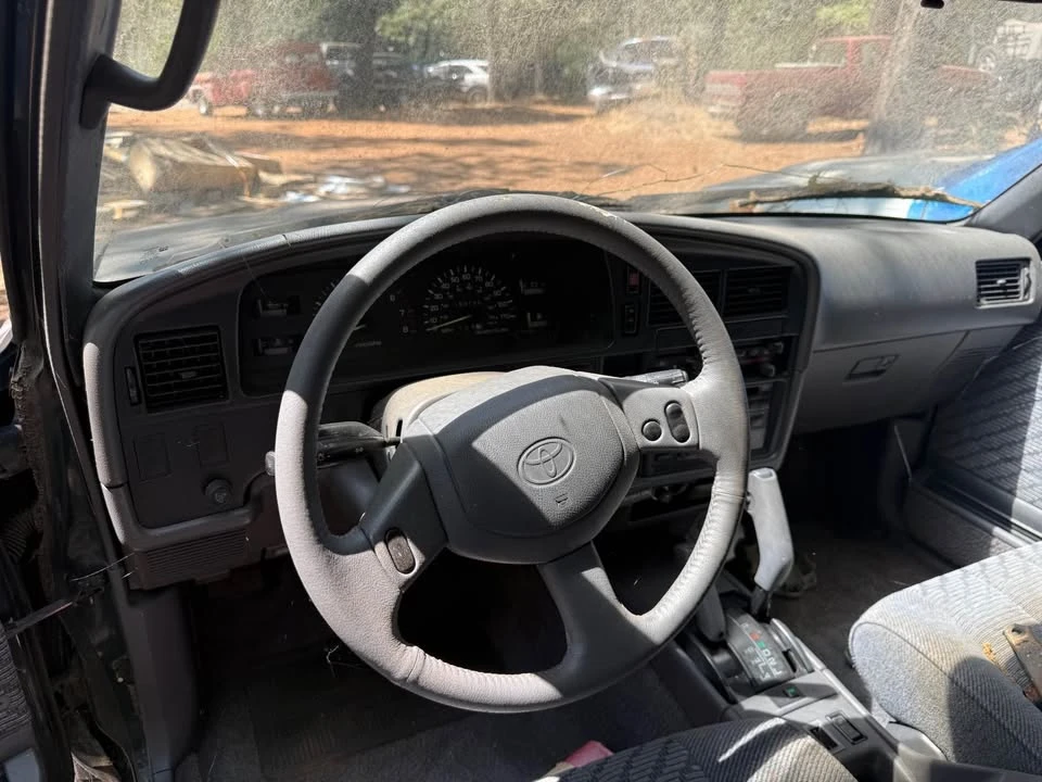 1994 Toyota 4Runner 2nd Gen - Image 7 of 12