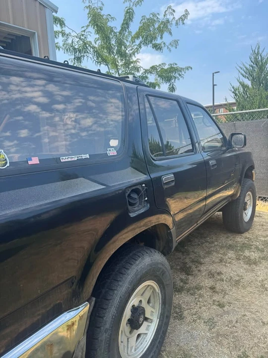 1994 Toyota 4Runner 2nd Gen - Image 2 of 9
