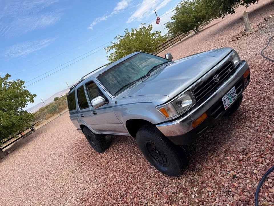 1994 Toyota 4Runner 2nd Gen - Image 2 of 5