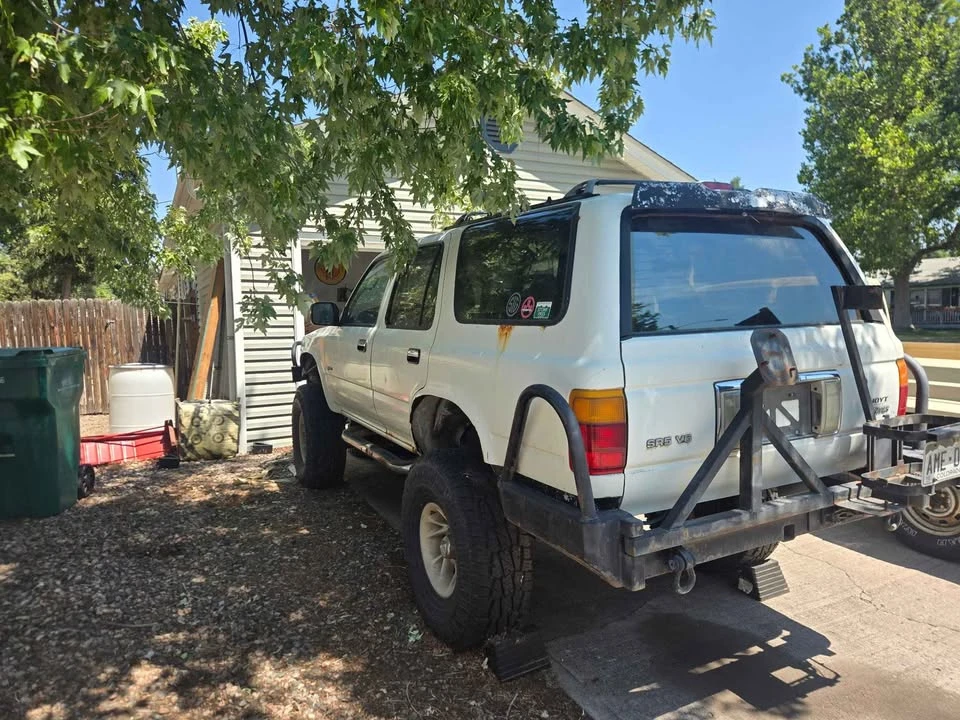 1994 Toyota 4Runner 2nd Gen - Image 9 of 16