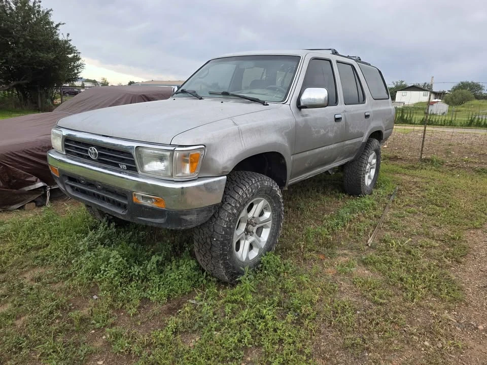 1994 Toyota 4Runner 2nd Gen - Image 5 of 20