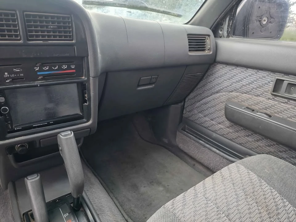 1994 Toyota 4Runner 2nd Gen - Image 10 of 20