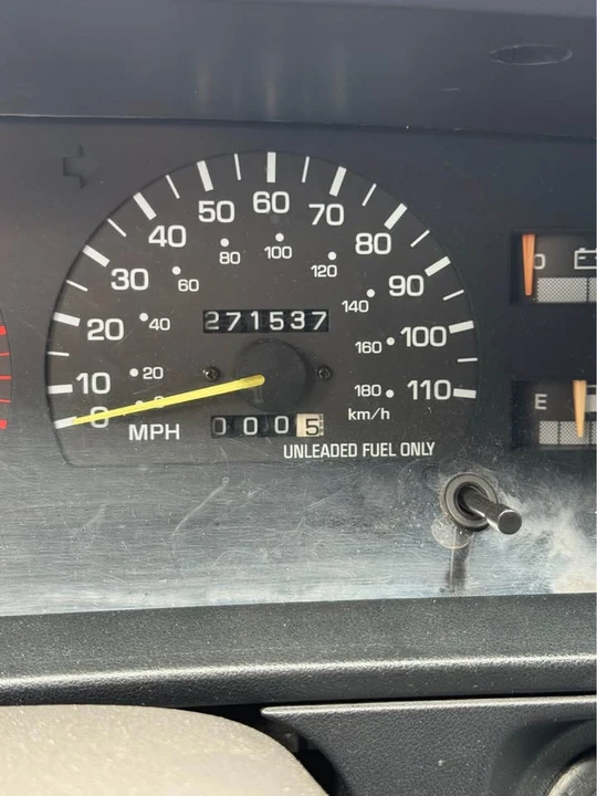 1994 Toyota 4Runner 2nd Gen - Image 10 of 16