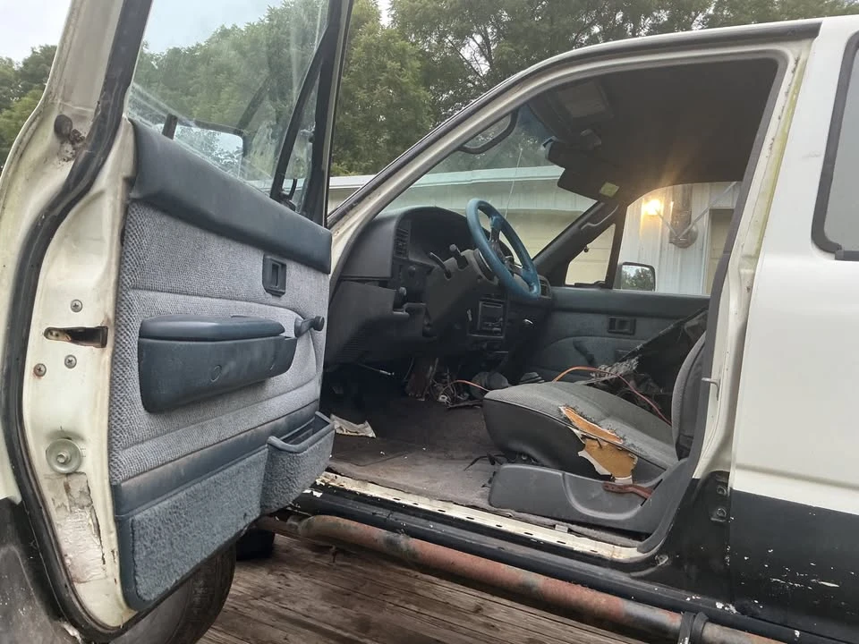 1994 Toyota 4Runner 2nd Gen - Image 5 of 12