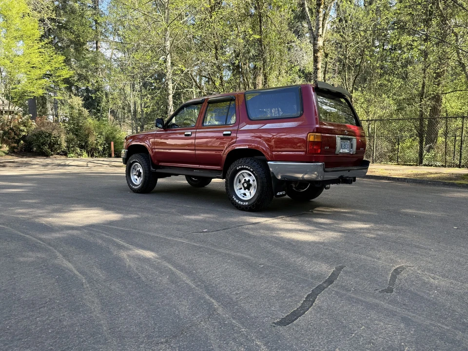 1994 Toyota 4Runner 2nd Gen - Image 9 of 31