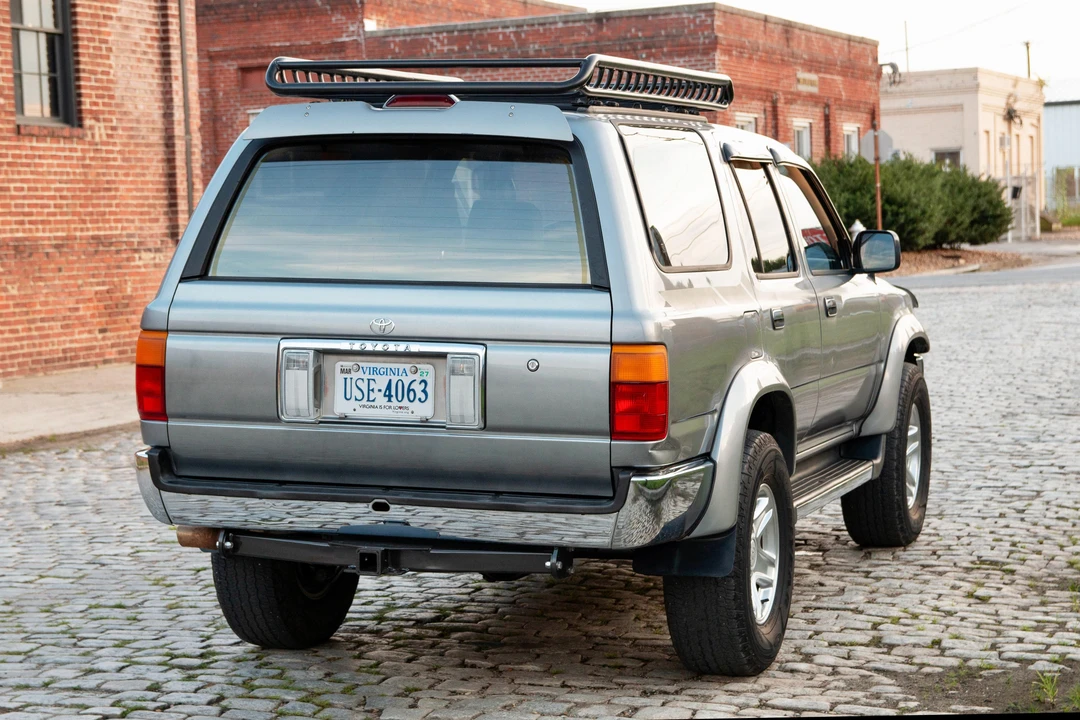 1994 Toyota 4Runner 2nd Gen - Image 11 of 31
