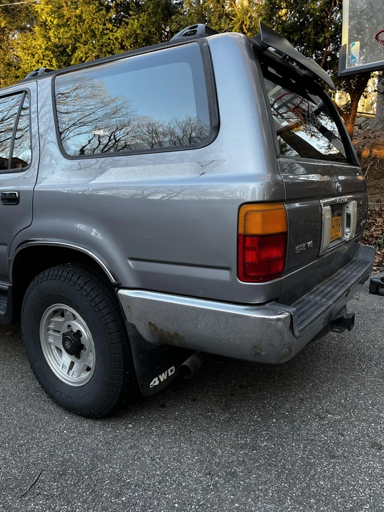 1994 Toyota 4Runner 2nd Gen - Image 27 of 31