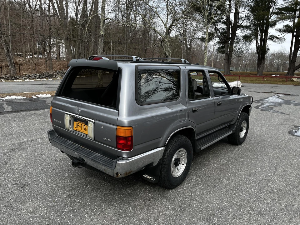 1994 Toyota 4Runner 2nd Gen - Image 14 of 31