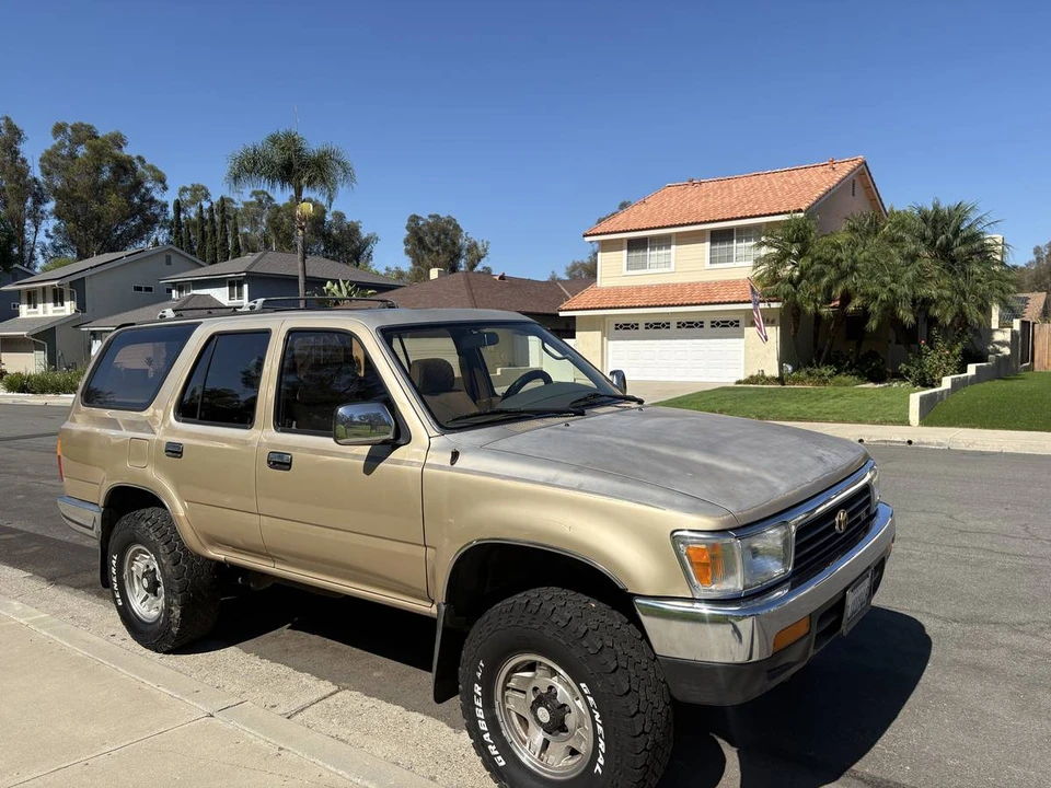 1994 Toyota 4Runner 2nd Gen - Image 6 of 12