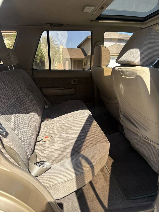 1994 Toyota 4Runner 2nd Gen - Image 9 of 12