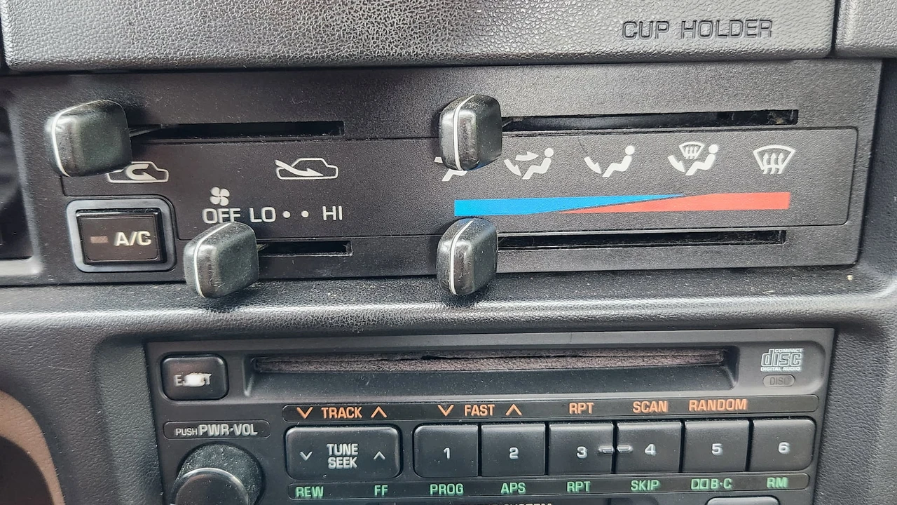 1994 Toyota 4Runner 2nd Gen - Image 6 of 16