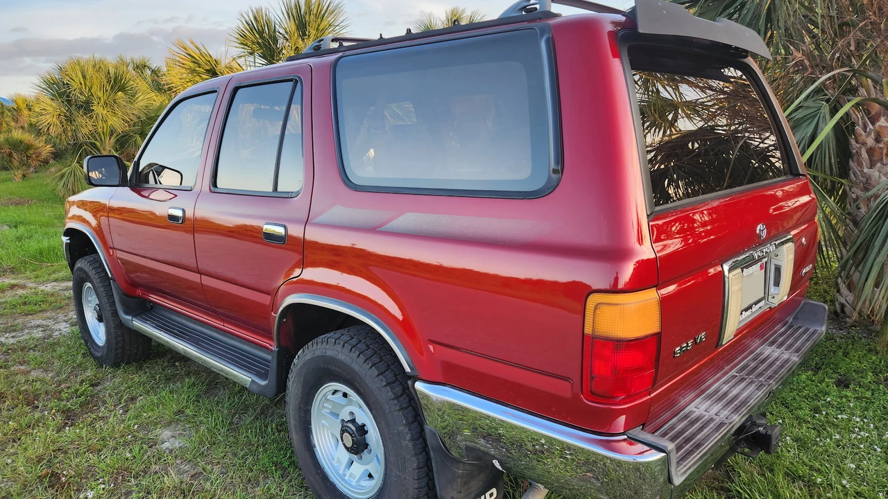 1994 Toyota 4Runner 2nd Gen - Image 3 of 16