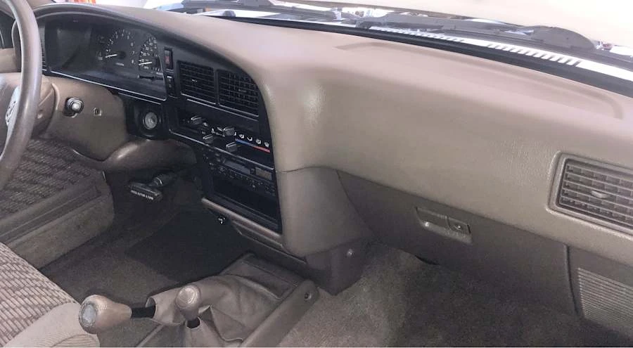 1994 Toyota 4Runner 2nd Gen - Image 9 of 20