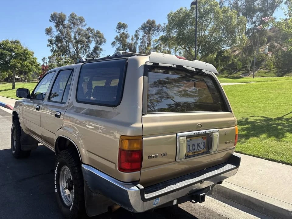 1994 Toyota 4Runner 2nd Gen - Image 3 of 12
