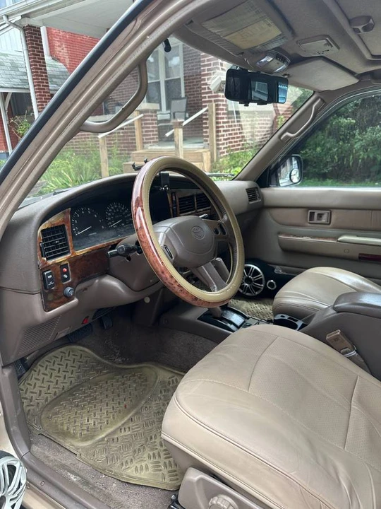 1994 Toyota 4Runner 2nd Gen - Image 5 of 9