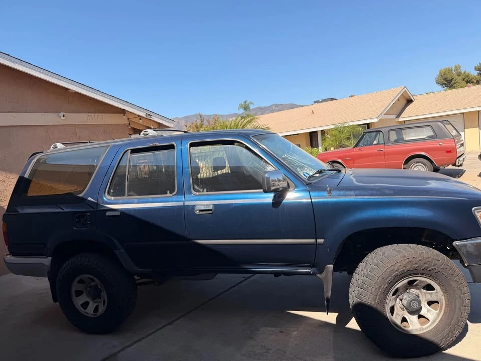 1994 Toyota 4Runner 2nd Gen - Image 3 of 9