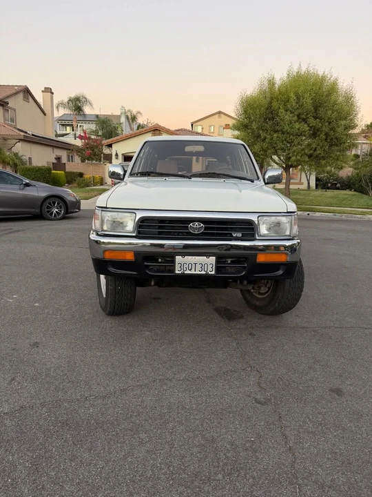 1994 Toyota 4Runner 2nd Gen - Image 2 of 20