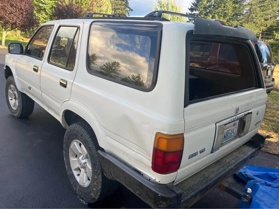 1994 Toyota 4Runner 2nd Gen - Image 2 of 3