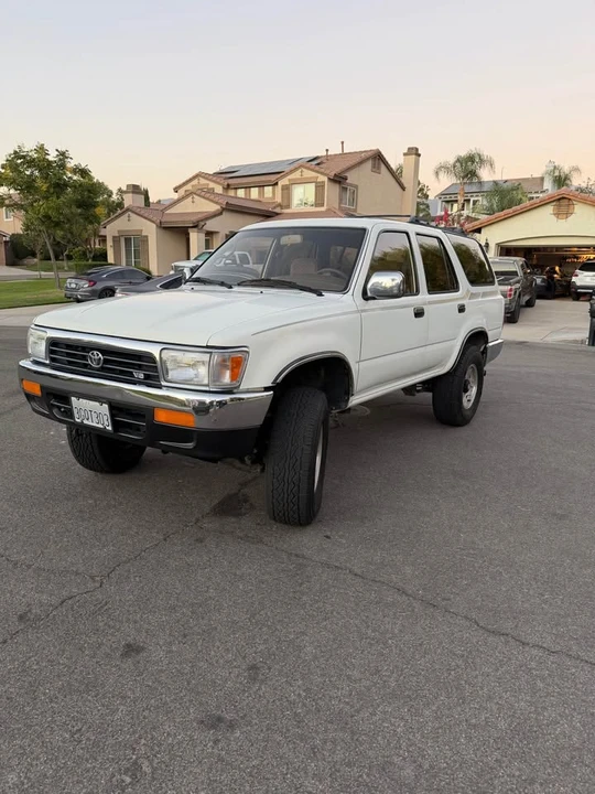 1994 Toyota 4Runner 2nd Gen - Image 3 of 20