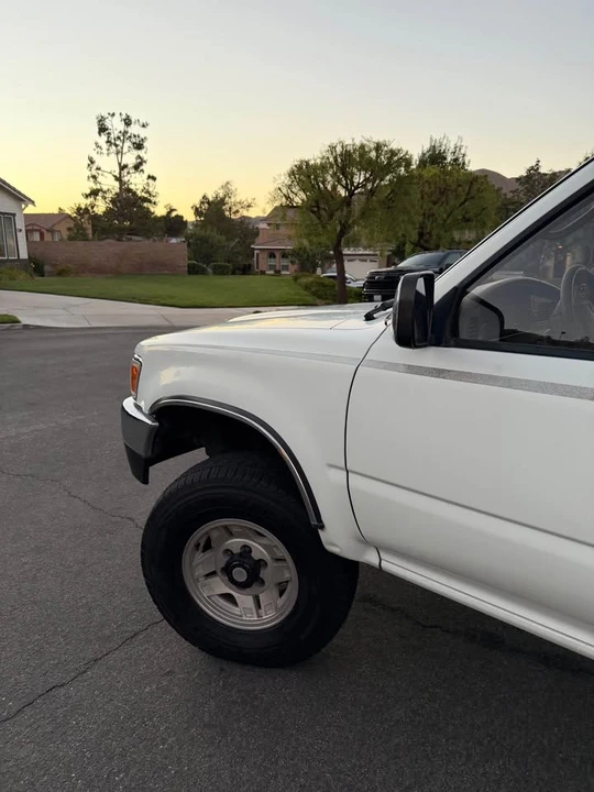 1994 Toyota 4Runner 2nd Gen - Image 4 of 20