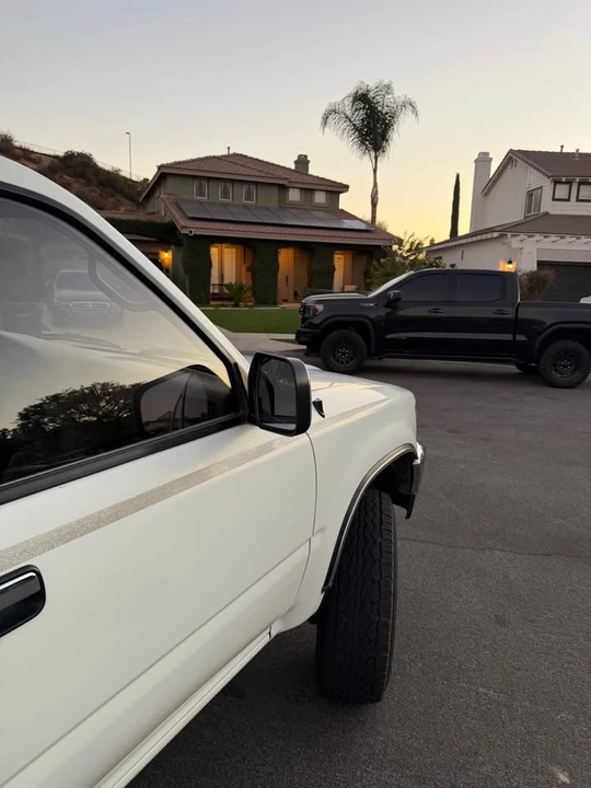 1994 Toyota 4Runner 2nd Gen - Image 9 of 20