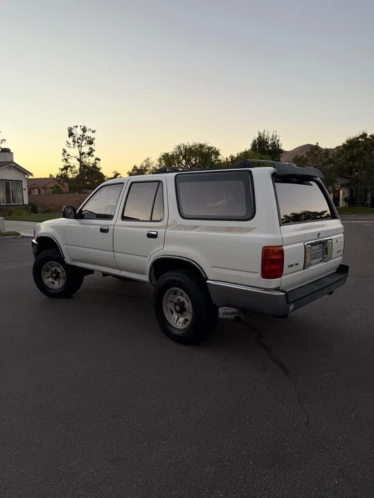 1994 Toyota 4Runner 2nd Gen - Image 5 of 20