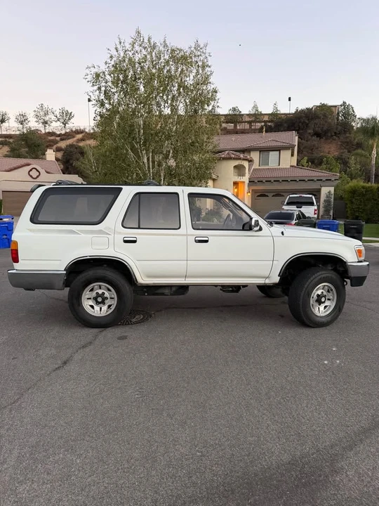 1994 Toyota 4Runner 2nd Gen - Image 6 of 20