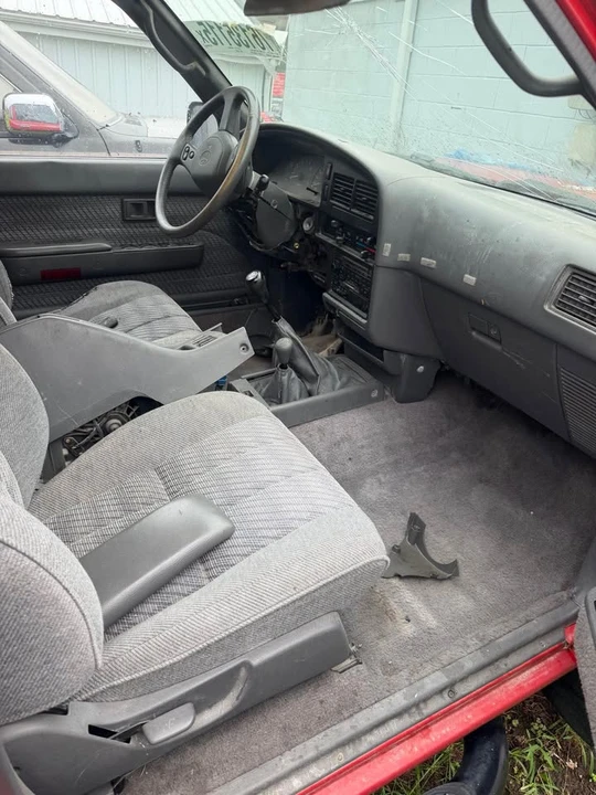 1994 Toyota 4Runner 2nd Gen - Image 12 of 19