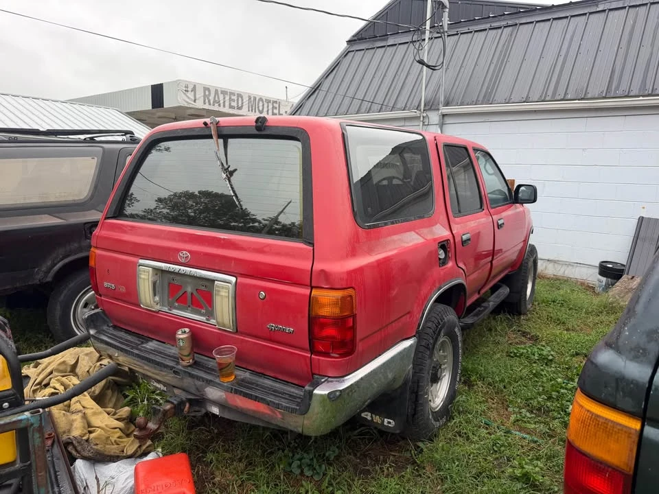 1994 Toyota 4Runner 2nd Gen - Image 5 of 19