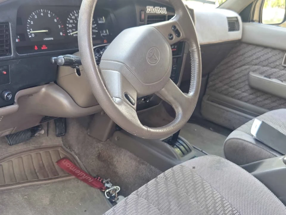 1994 Toyota 4Runner 2nd Gen - Image 13 of 18