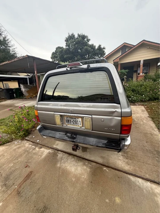 1994 Toyota 4Runner 2nd Gen - Image 9 of 18